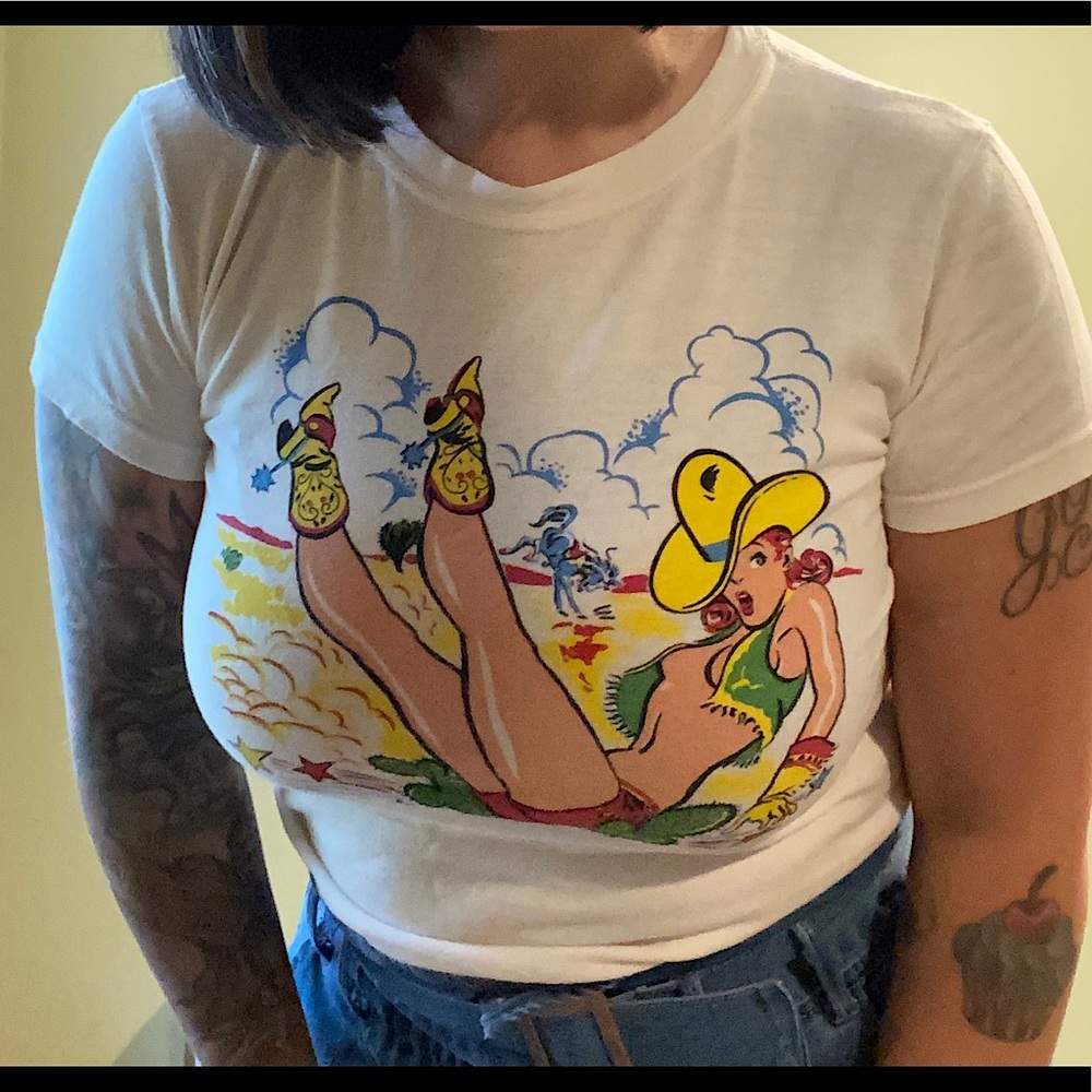 Atomic swag cowgirl pinup tee.